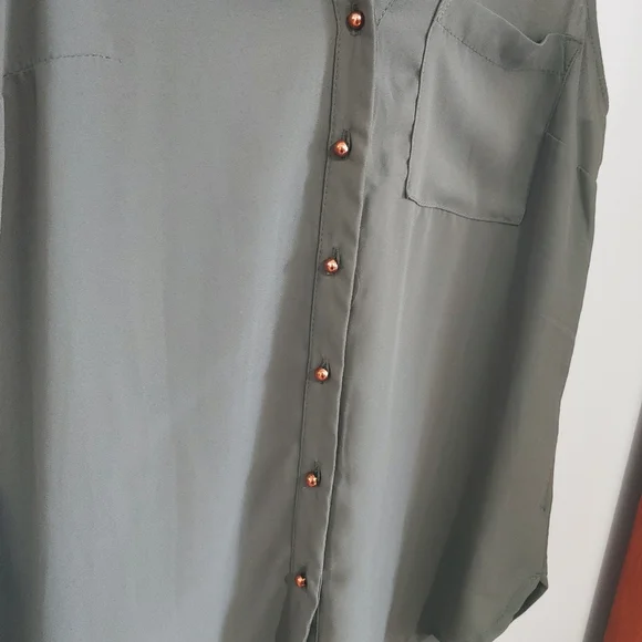 *SOLD!* Camisole chemisier Dynamite, xs, vert foncé, vert armé / - Picture 7 of 9